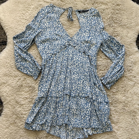 Zara Blue Floral Long Sleeve Ruffle Boho Dress with Keyhole Back and Tie Size M - Picture 2 of 8